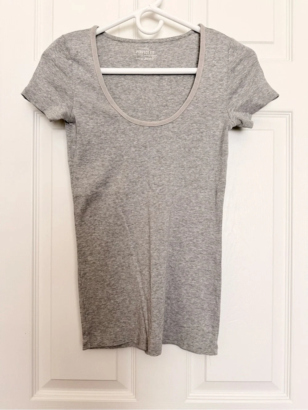 J. Crew Heather Gray Scoop Neck Short Sleeve Tee